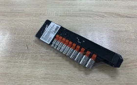 Купить Ключ трещетка 1/4 с набором торцевых головок б/у , в Нижнекамск Цена:390рублей