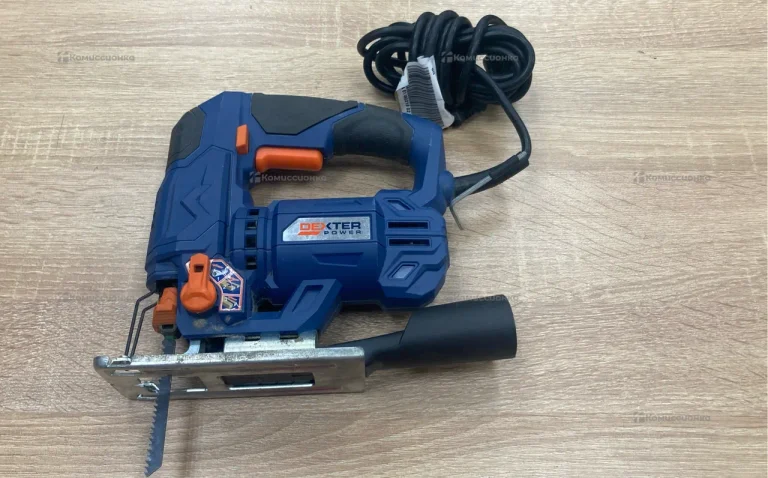 Электролобзик Dexter NC600JS
