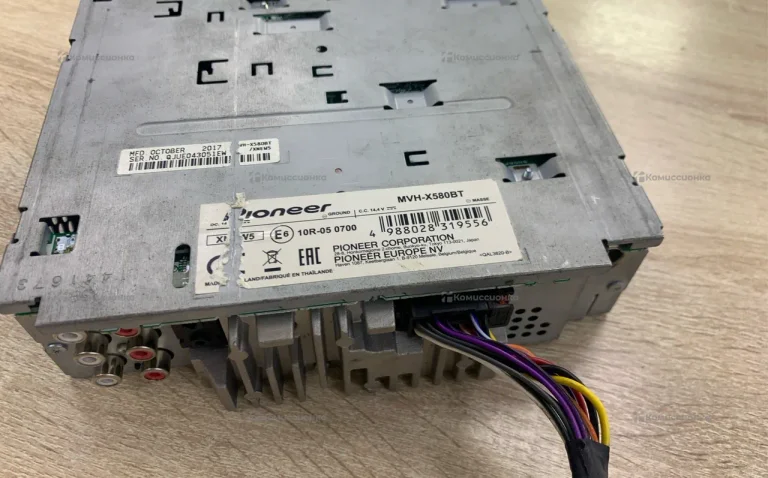 Автомагнитола  pioner mvh-x580bt