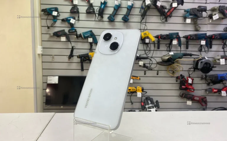Tecno Spark Go 1 4/128 ГБ