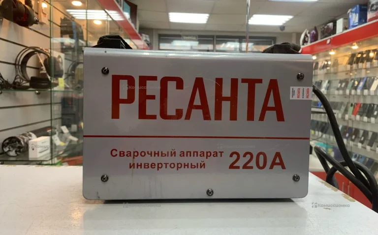 Сварочный аппарат инверторный Ресанта САИ-220ПРО
