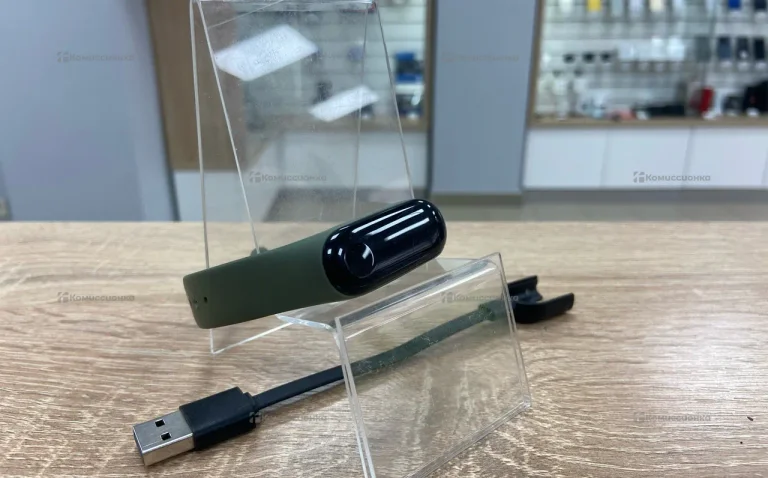 Часы  Xiaomi band 3
