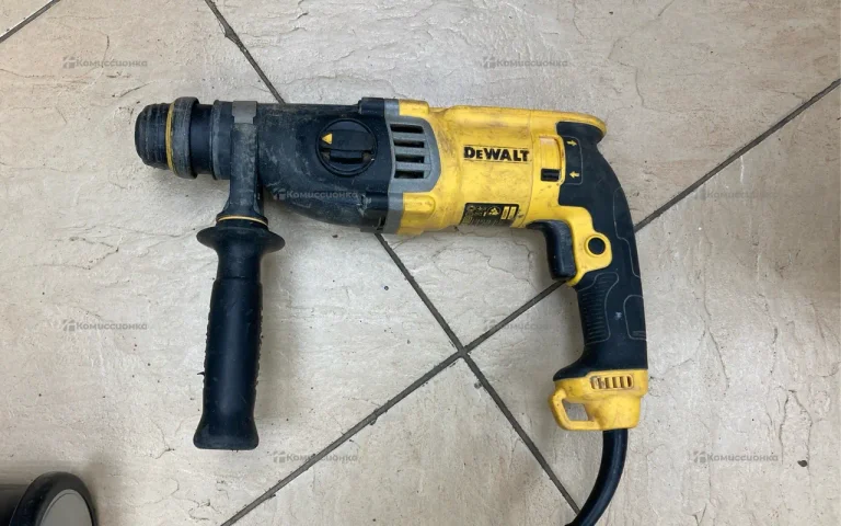 Перфоратор dewalt D25143K