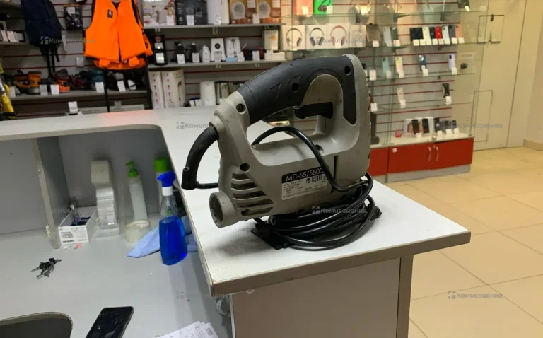 Электролобзик Интерскол МП-65/550Э