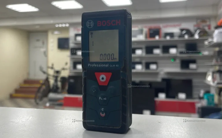 Лазерный дальномер Bosch GLM 40 Professional
