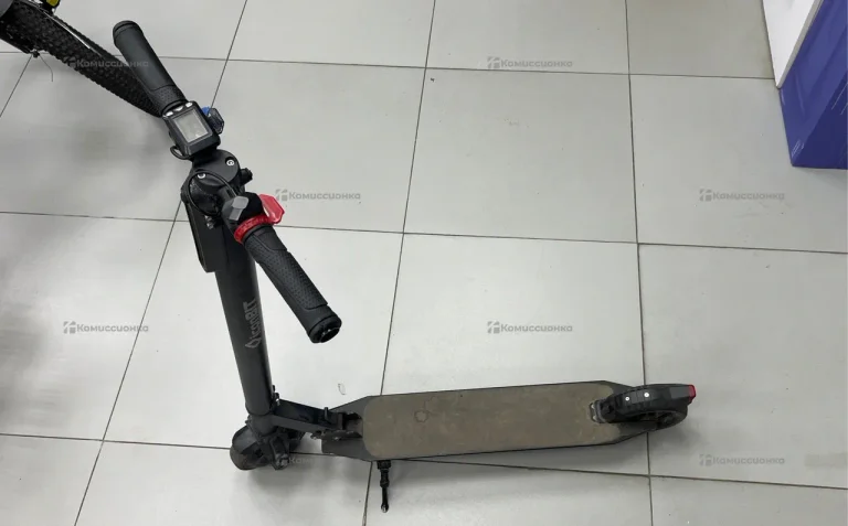 Электрический самокат iconbit kick scooter tt v2