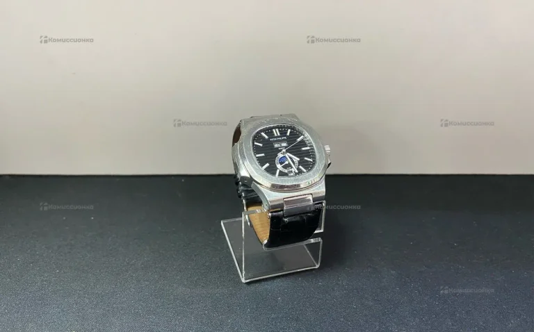 Часы  Patek Philpe не оригинальный