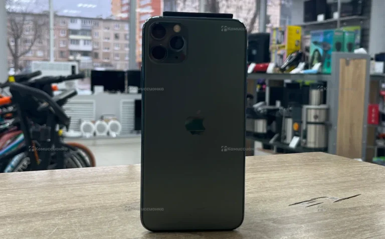 Apple iPhone 11 Pro Max 4/256 ГБ