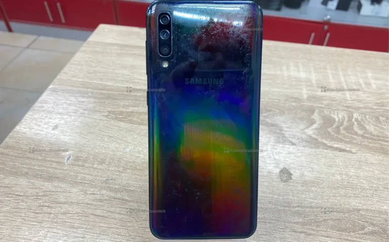 Samsung Galaxy A50 4/64 ГБ