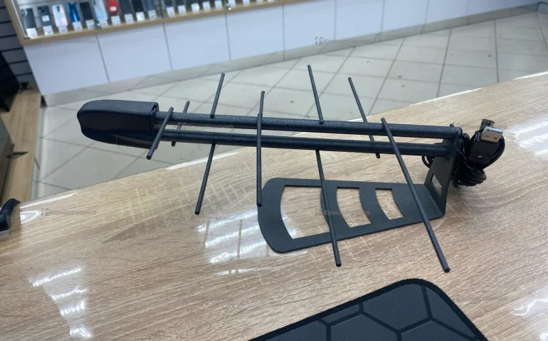 Антенна с усилителем