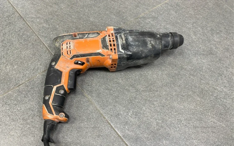 Перфоратор AEG KH 24 IE