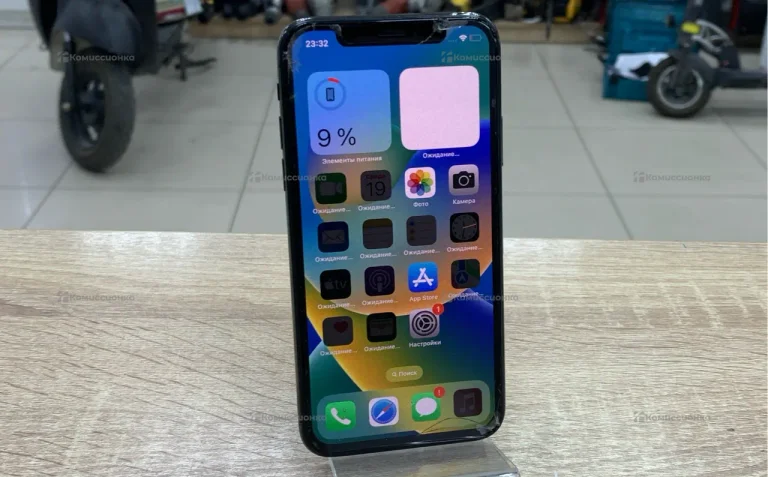 Apple iPhone X 3/256 ГБ
