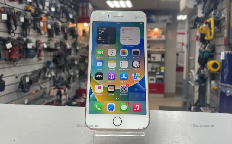 Apple iPhone 8 Plus 3/128 ГБ