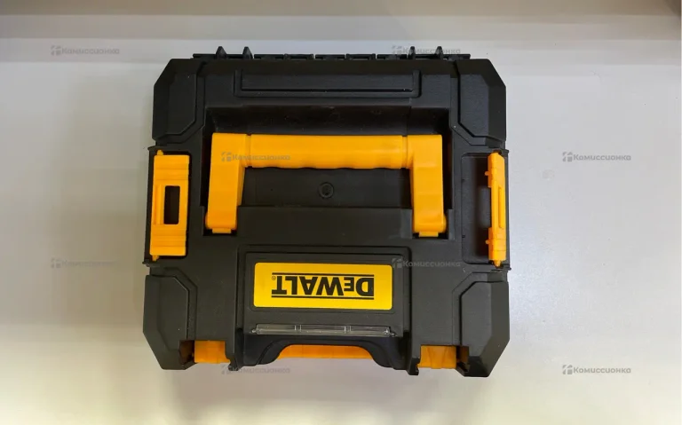 дрель-шуруповерт Dewalt копия