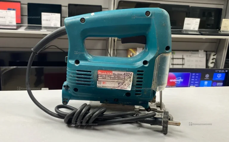 Makita Лобзик 4329 реплика