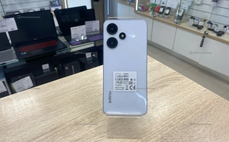 Infinix Hot 30i 4/64 ГБ