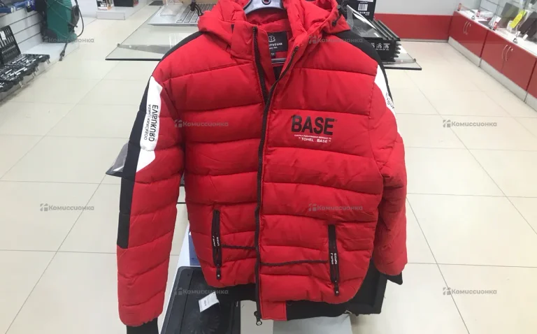 Пуховик - Base