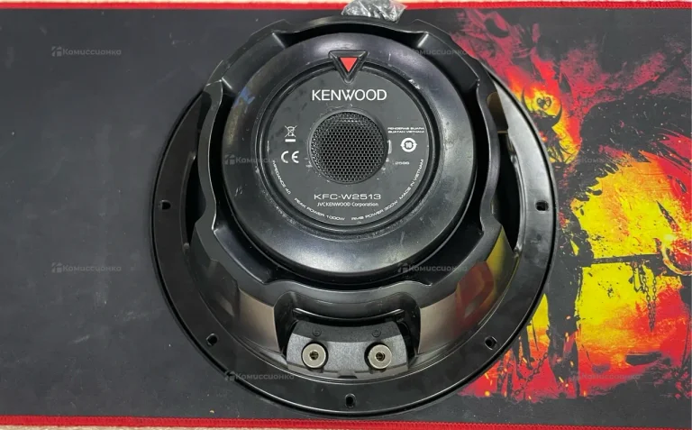 Сабвуфер Kenwood kfc-w2513