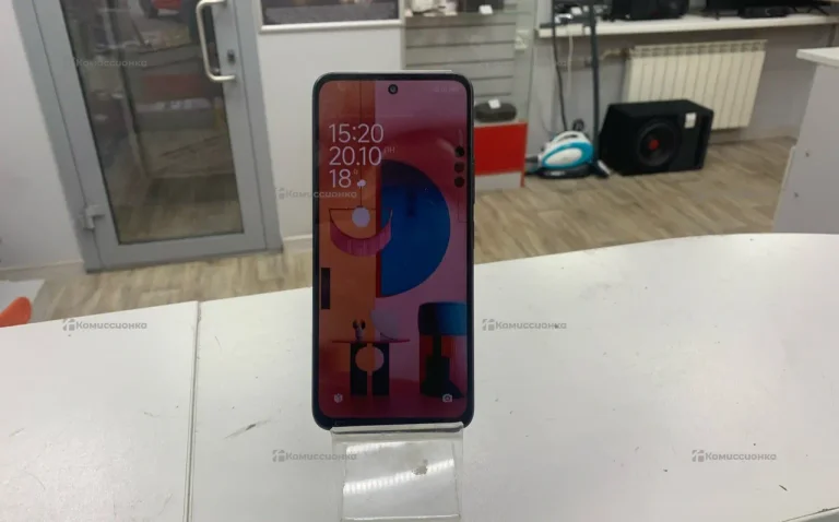 Xiaomi 12 8/128 ГБ