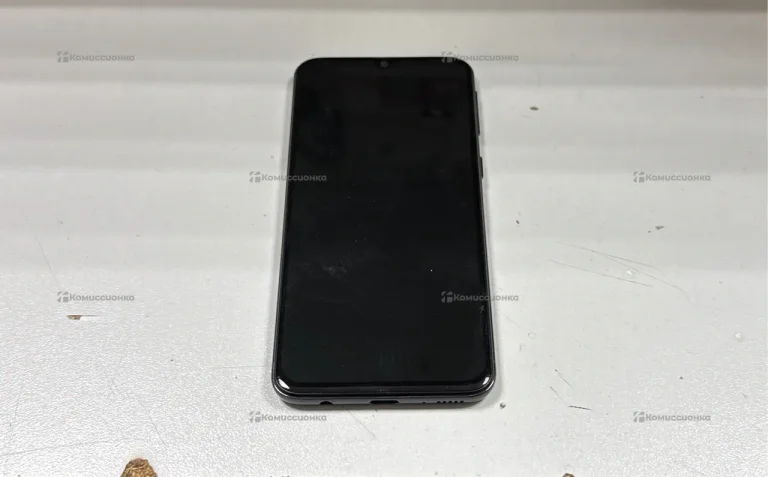 Samsung Galaxy A40 4/64 ГБ