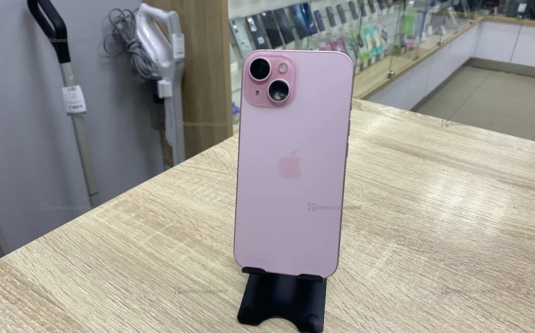 Apple iPhone 15 6/128 ГБ
