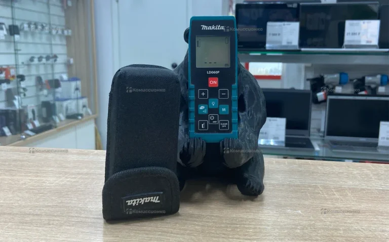 Лазерный дальномер Makita LD060P