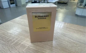 Купить Бутылочка Burberry Goddess Intense б/у , в Москва и область Цена:5900рублей
