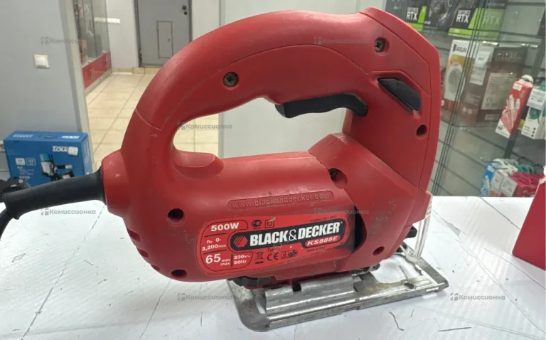 Электролобзик BLACK+DECKER KS888E