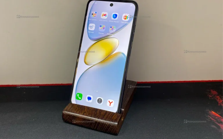Tecno Spark Go 1 4/128 ГБ