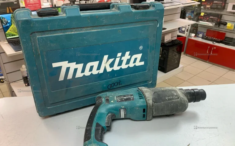 перфоратор Makita  hr2470