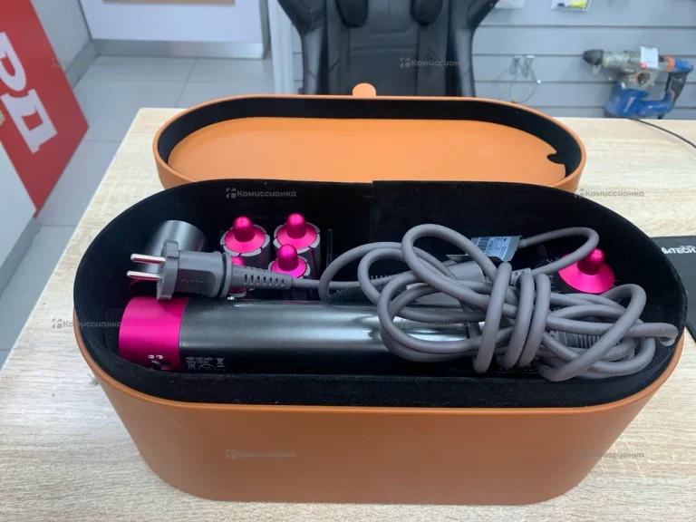 Фен Dyson hs01