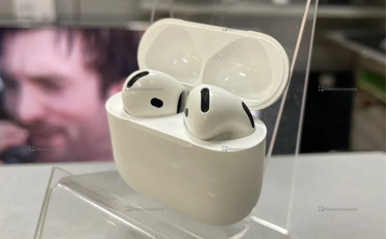 Наушники Apple Airpods 4