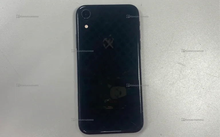 Apple iPhone XR 3/64 ГБ