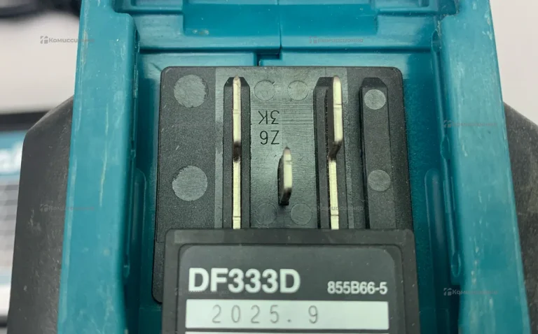 Дрель Шуруповерт Makita DF333D