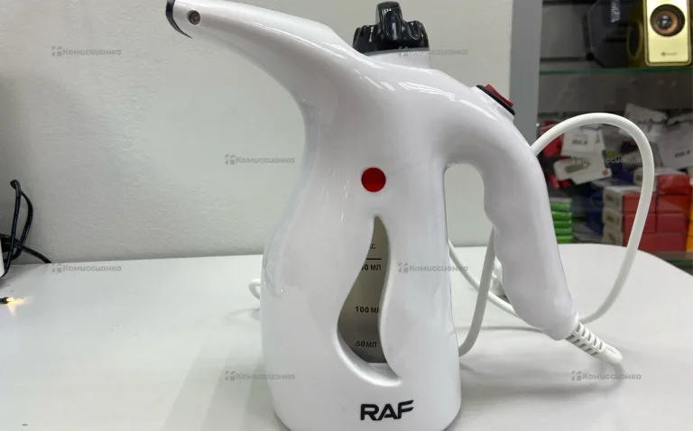 Отпариватель для одежды RAF