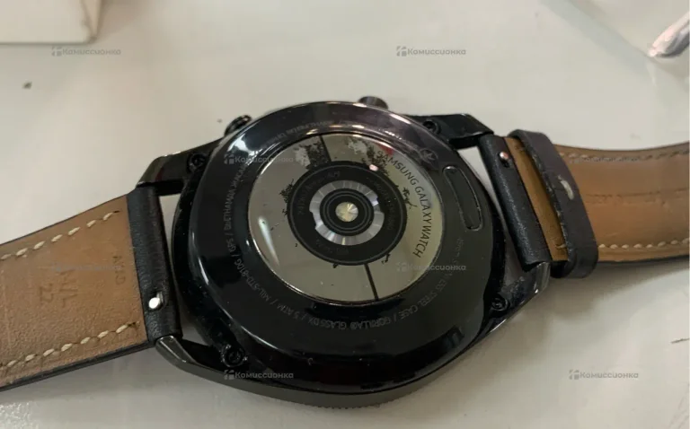 Часы Samsung Galaxy Watch 3