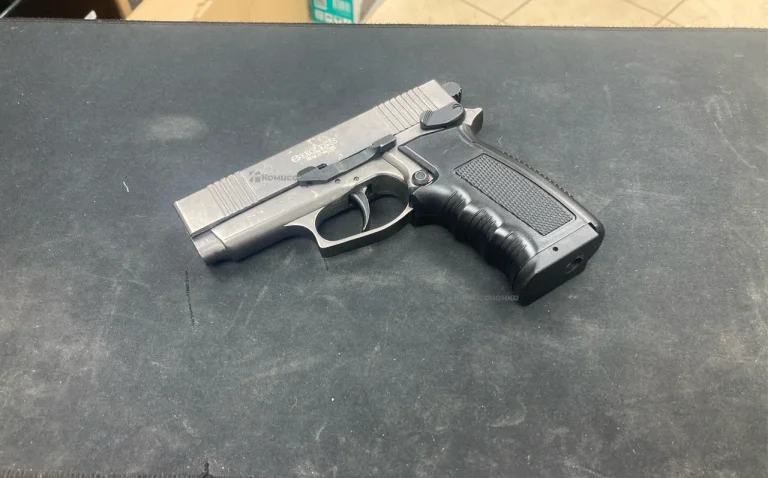 Пневматический пистолет Ecoles 55