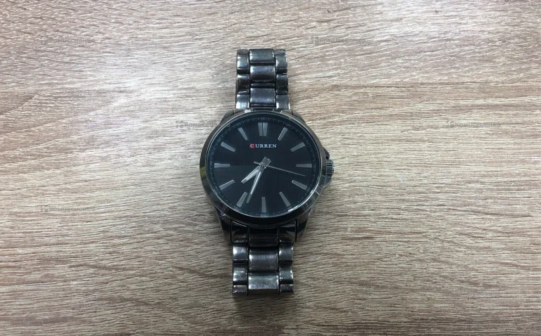 Часы  Curren