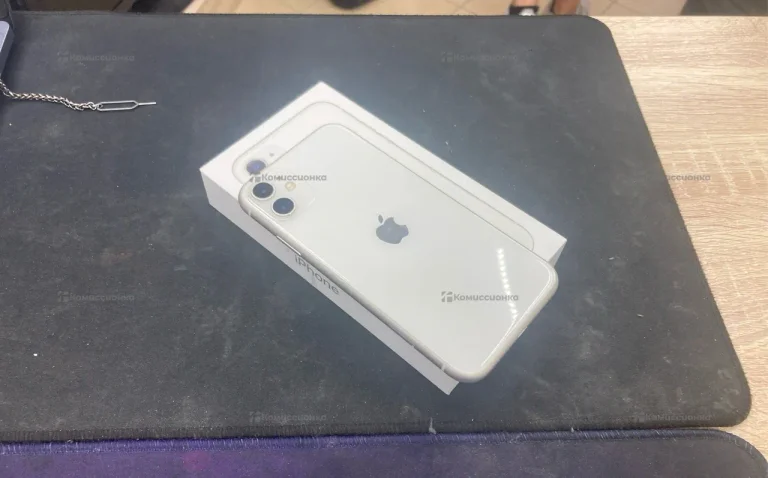 Apple IPhone 11 64Gb