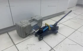 Купить Домкрат подкотной 3Т б/у , в Казань Цена:1500рублей