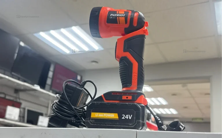 Фонарь аккумуляторный Patriot lr001