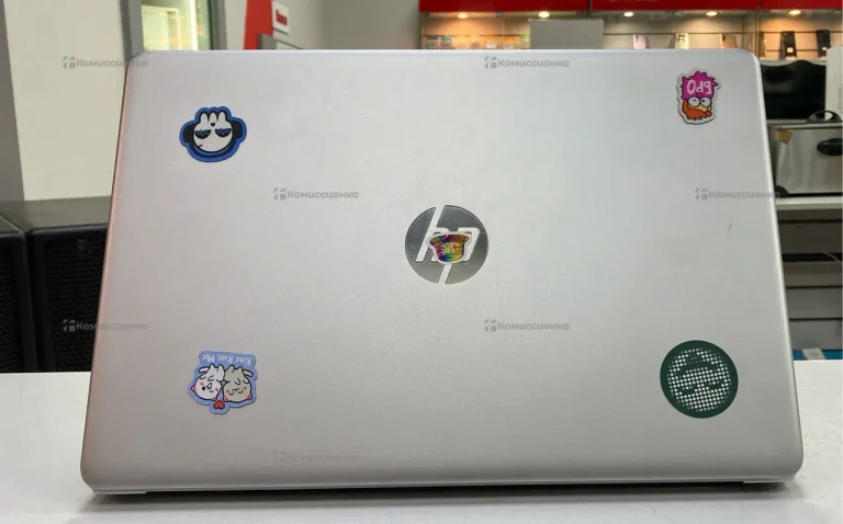 Ноутбук HP R7 4700U