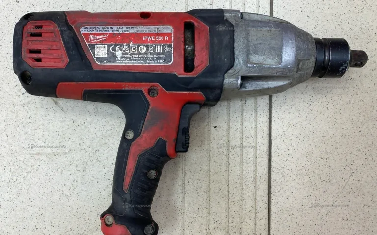 Гайковерт Milwaukee IPWE 520 R