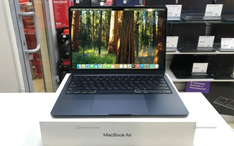 Ноутбук  MacBook Air M2 256GB SSD
