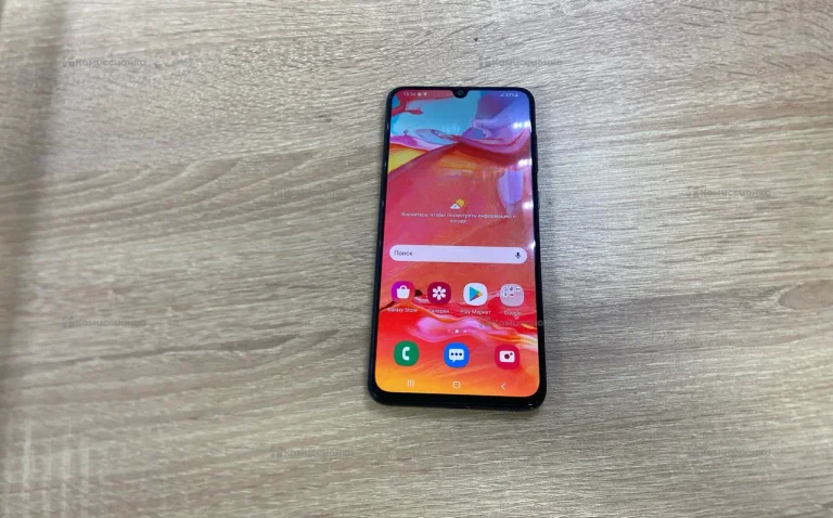 Samsung Galaxy A70 (SM-A705FN/DSM), 6/128Gb