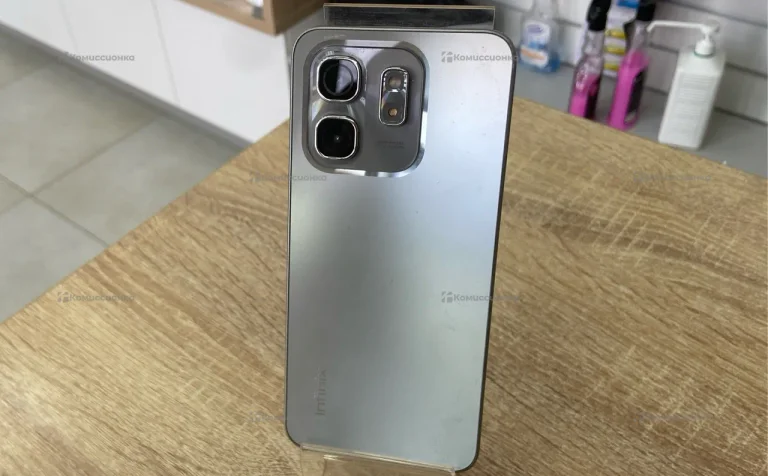 Infinix Hot 50i 4/128 ГБ пароль 0804, треснут экра