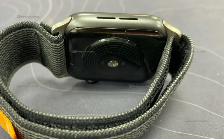 Часы  Apple Watches se 44mm