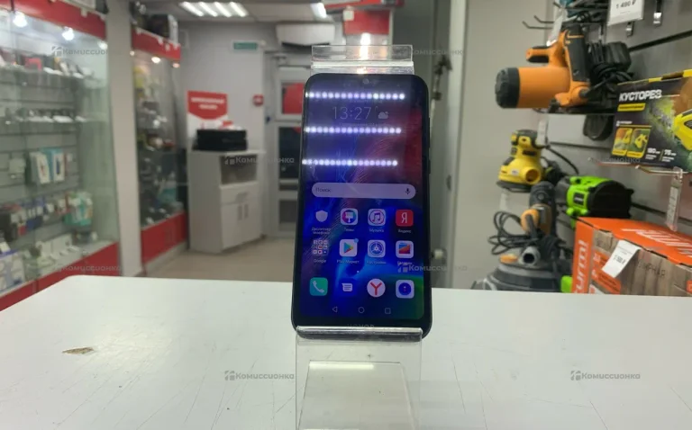 Honor 8S 2/32 ГБ