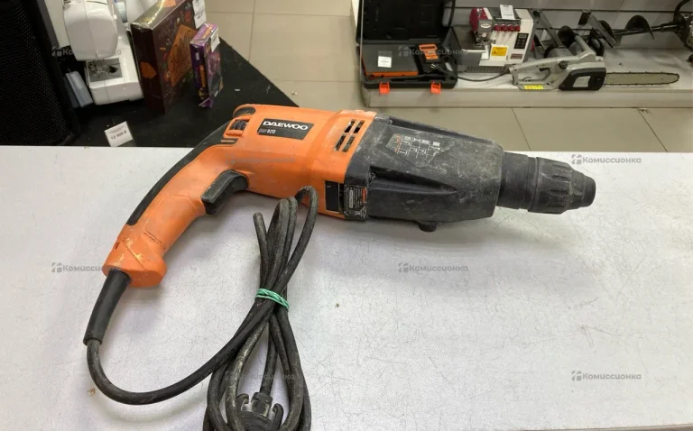 Перфоратор Daewoo DAH 820