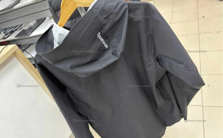 Куртка Reebok Mario Jackets (S)